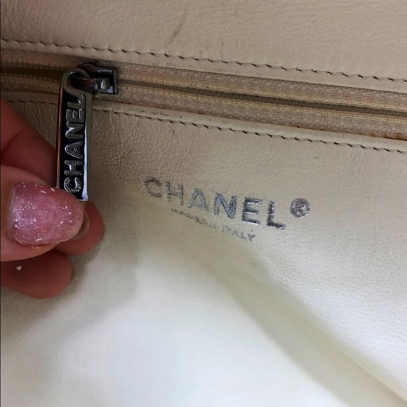 SOLD💎Authentic💎Chanel Modern Chain Bag - Picture 7 of 10